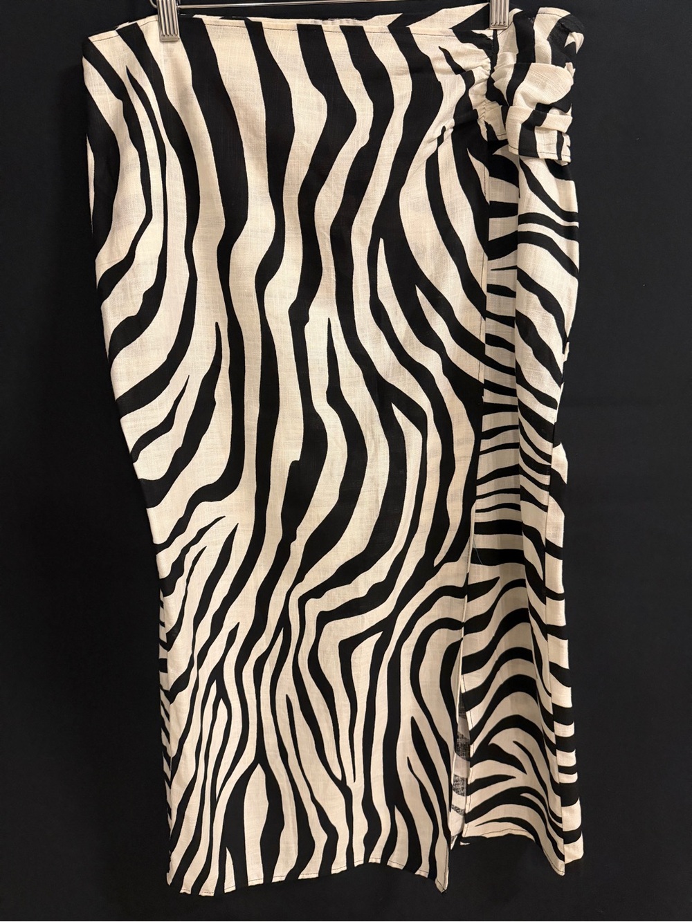 ZARA Black and White Zebra-Print Pencil Skirt - Picture 3 of 8